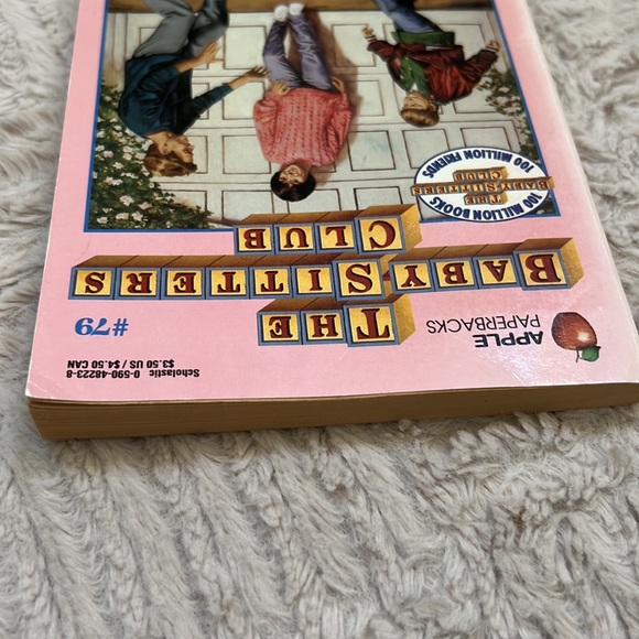 Mary Anne Breaks the Rules (The Baby-Sitters Club #79) paperback book 1994 - Picture 6 of 16
